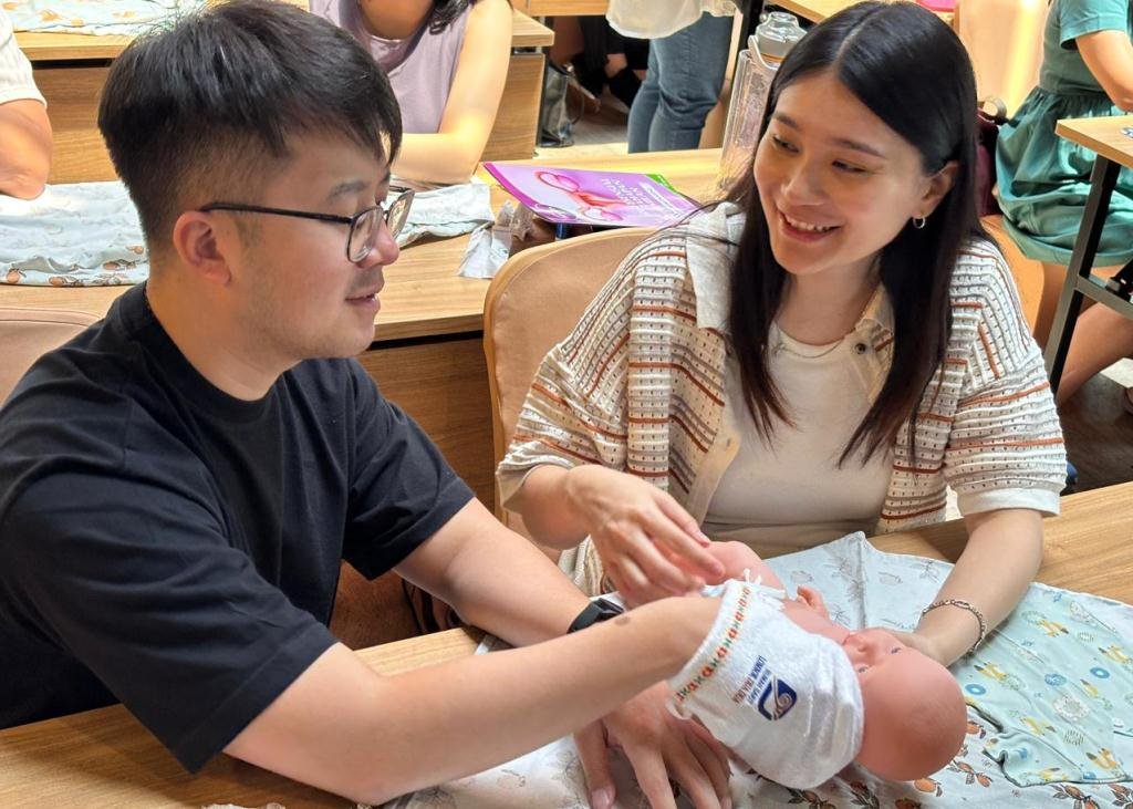 dr Sunny : Pentingnya Kelas Newborn Untuk Edukasi Calon Orang Tua Baru