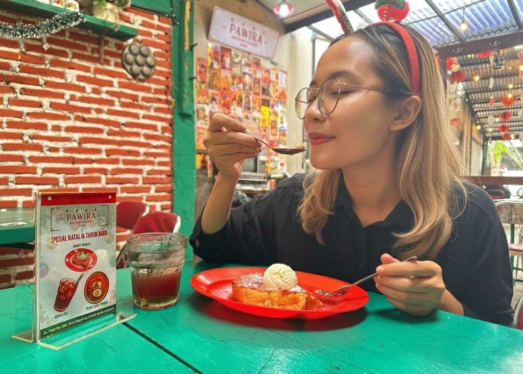 Nongkrong Asik Tahun Baruan Bareng Bestie di Pawira Kopitiam Magelang