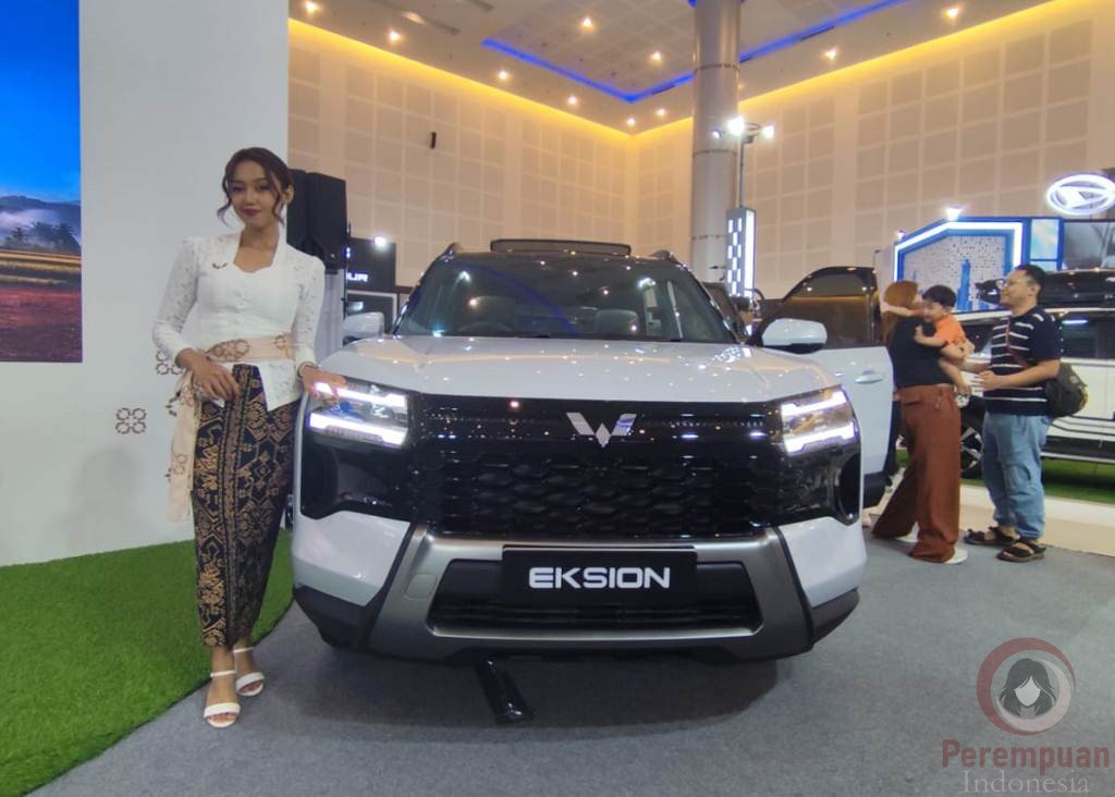 Ini Saatnya Perempuan Miliki Kendaraan Impian, Wuling Eksion Jawabannya