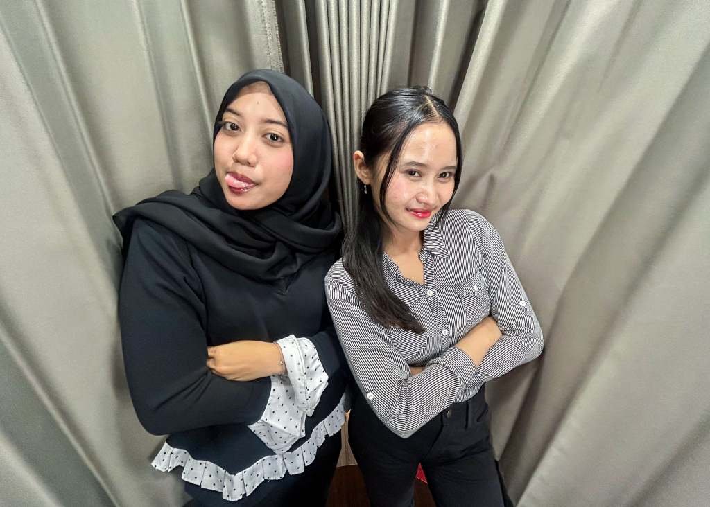 Simpan Momen Spesial Bersama Bestie di Photobox Hotel Neo+ Waru Sidoarjo