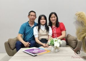 Sosok Perempuan Hebat di Balik Lagu Pahlawan Bersinar Karya Iolana Anastasia
